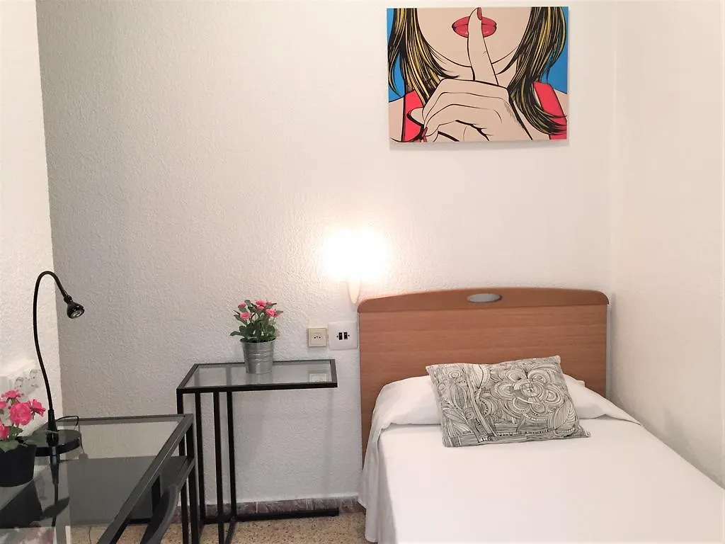 Hostal Carlos III 엘프라트데로브레가트 게스트하우스