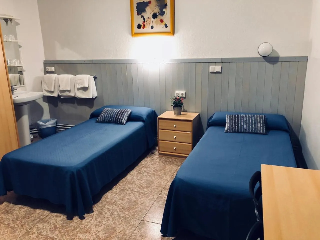 게스트하우스 Hostal Carlos III 엘프라트데로브레가트