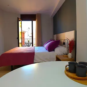 Pensjonat Mir, Badalona