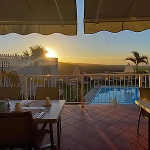 https://villafonzie-adults-only-gayfriendly.in-canary-islands.com