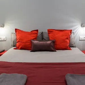 3* Hotel Fira Basic